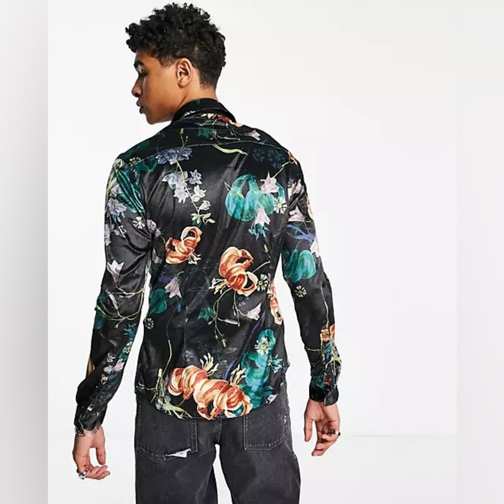 ASOS DESIGN Men’s Size S Skinny Velvet Shirt in Black Floral print